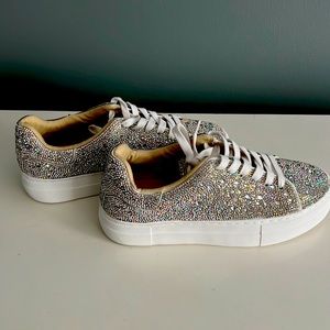 Betsy Johnson Sidny Sz 7